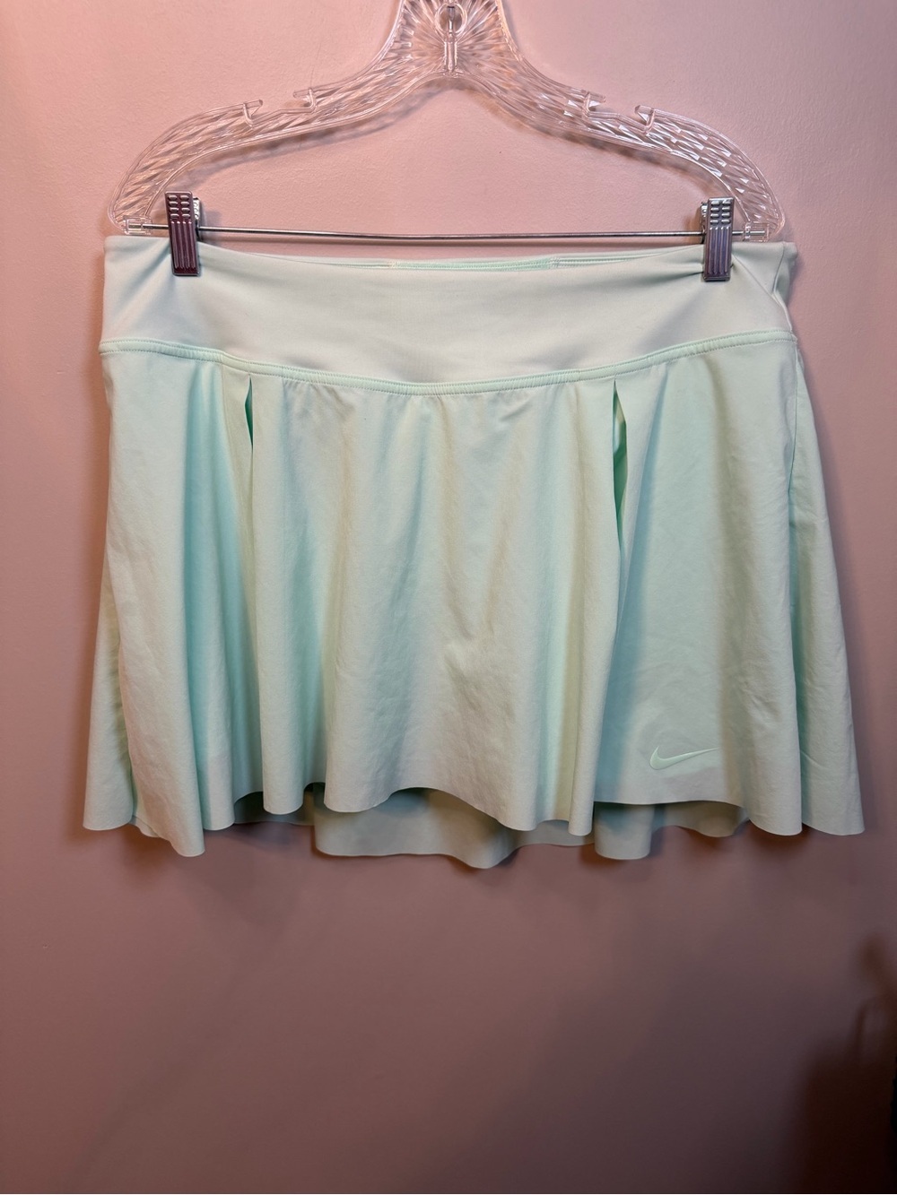 Nike Women’s Mint Green Circle Skirt